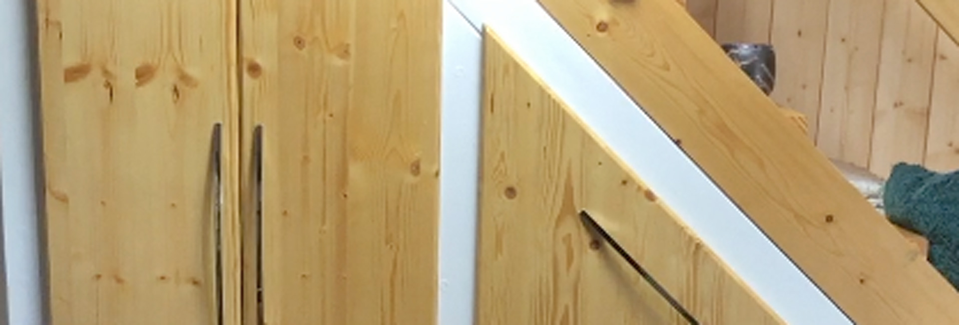 Custom: Wall Cabinet